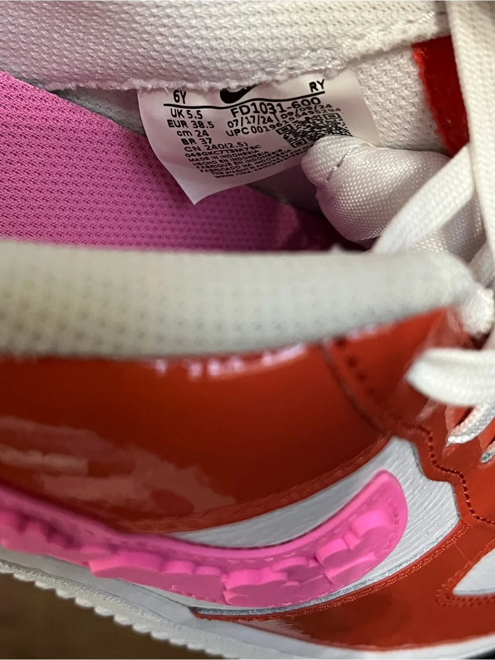 Nike Air Force 1 Low GS ‘Valentines Day’ (size 6y/wmns 7.5)